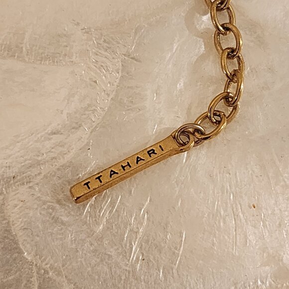 Brand New!! TAHARI: Rustic Gold-Toned Pearl Necklace - Picture 5 of 8